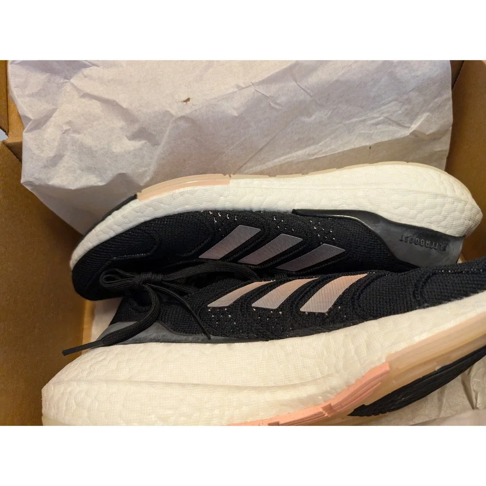 Adidas Women Shoe Size 9 Ultraboost‎ 22 Running Black/Clear Orange